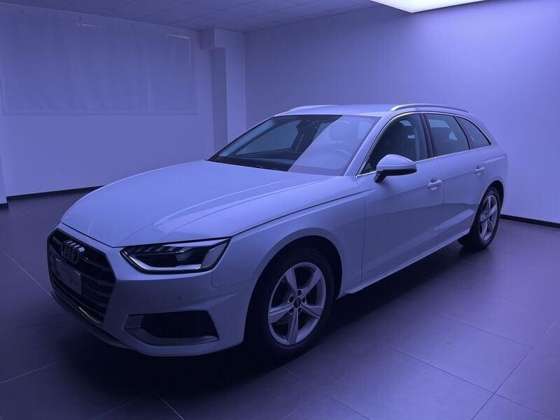 Audi A4 AVANT 35 TDI S TRONIC