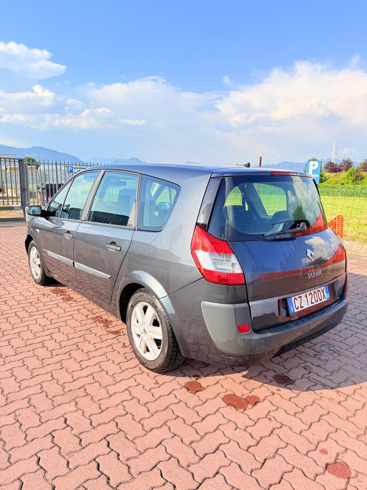 Renault Scenic Scénic 7 Posti GPL
