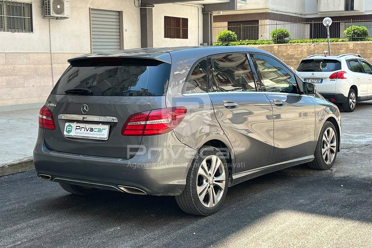 MERCEDES B 180 d Sport