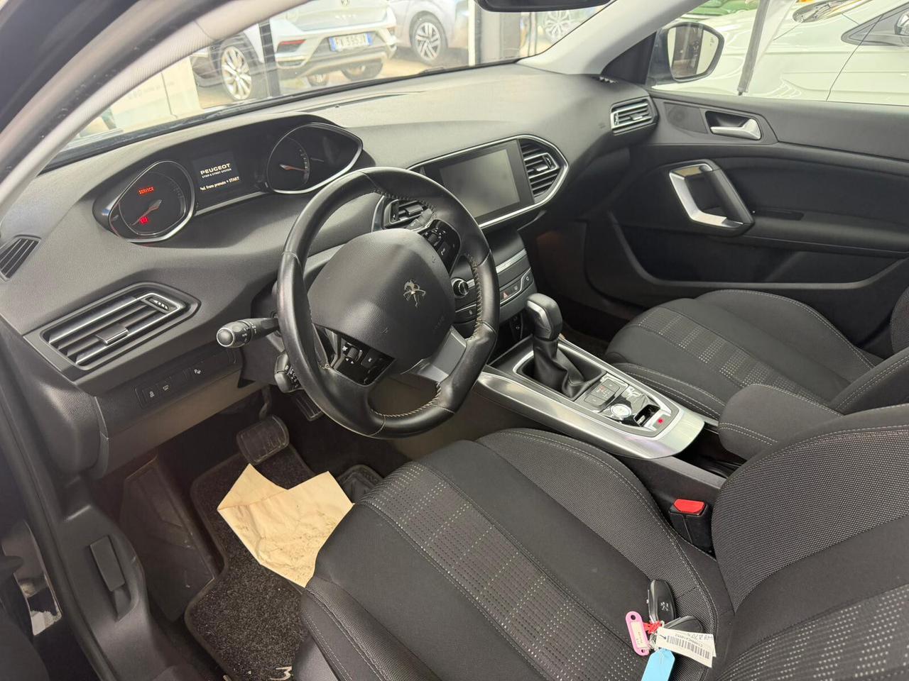 Peugeot 308 BlueHDi 120 S&S EAT6 Allure