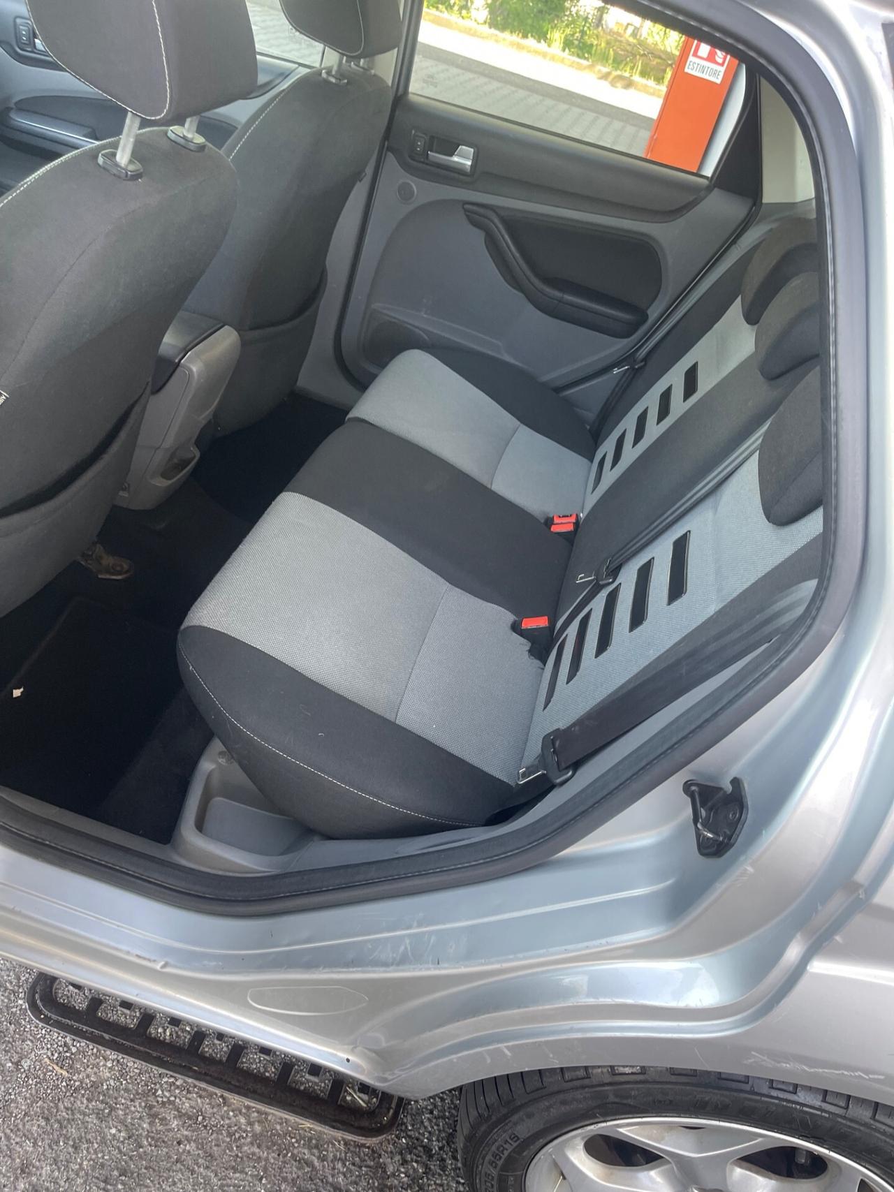 Ford Focus 1.6 (115CV) SW Bz.- GPL Titanium