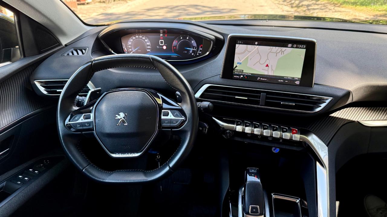 Peugeot 3008 BlueHDi 130 S&S EAT8 Allure