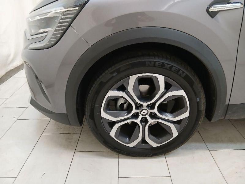 Renault Captur 1.6 E-Tech hybrid Techno Fast Track 145cv auto