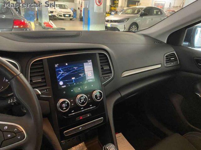 RENAULT Megane AUTOCARRO Megane IV Sporter 1.5 blue dci Business