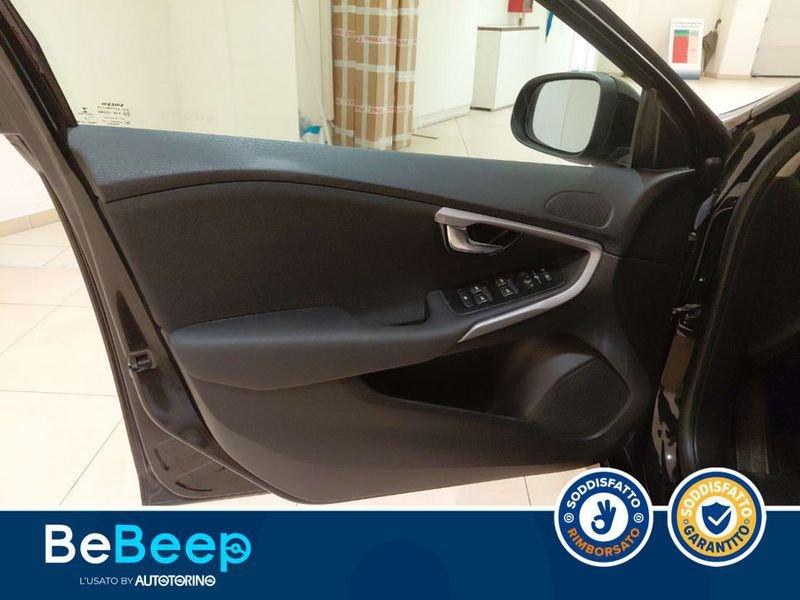 Volvo V40 2.0 D2 BUSINESS MY19