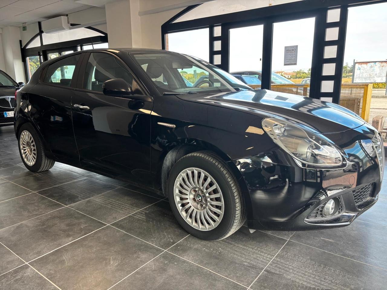 ALFA ROMEO GIULIETTA ANNO 2014 BZ METANO 1.4 KM 290 MILA