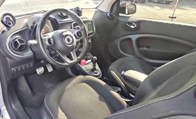 smart forTwo 1.0 Passion 71cv twinamic Tetto-Navi-Led-Camera-