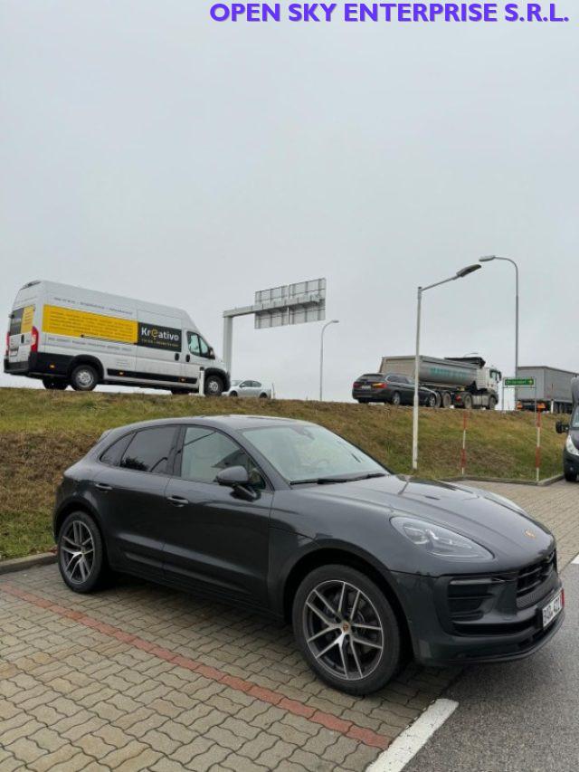 PORSCHE Macan 2.0