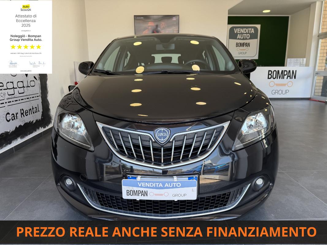 Lancia Ypsilon III 1.0 firefly hybrid Gold s&s 70cv