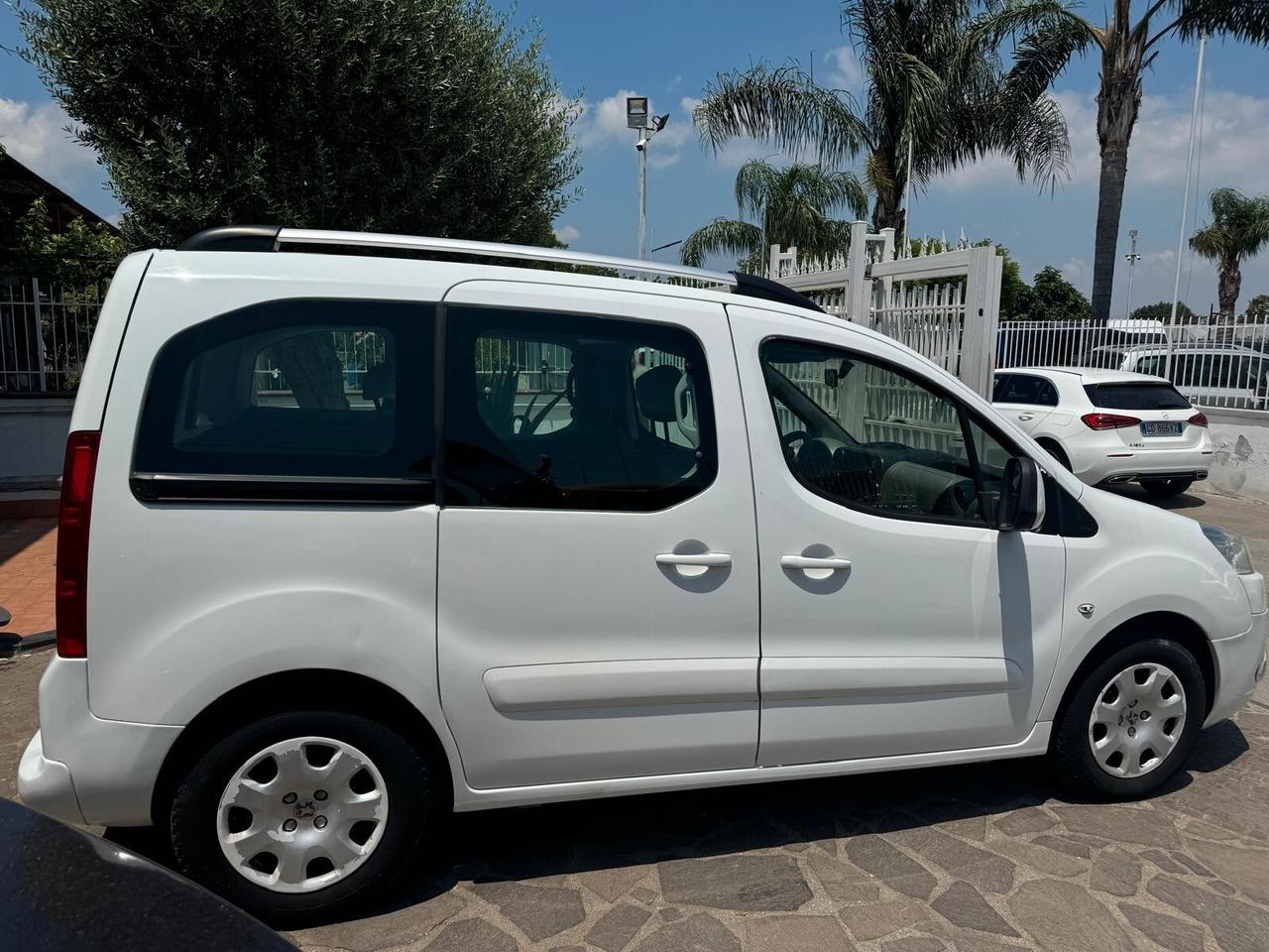 Peugeot Partner Tepee 1.6 HDi 90CV Premium