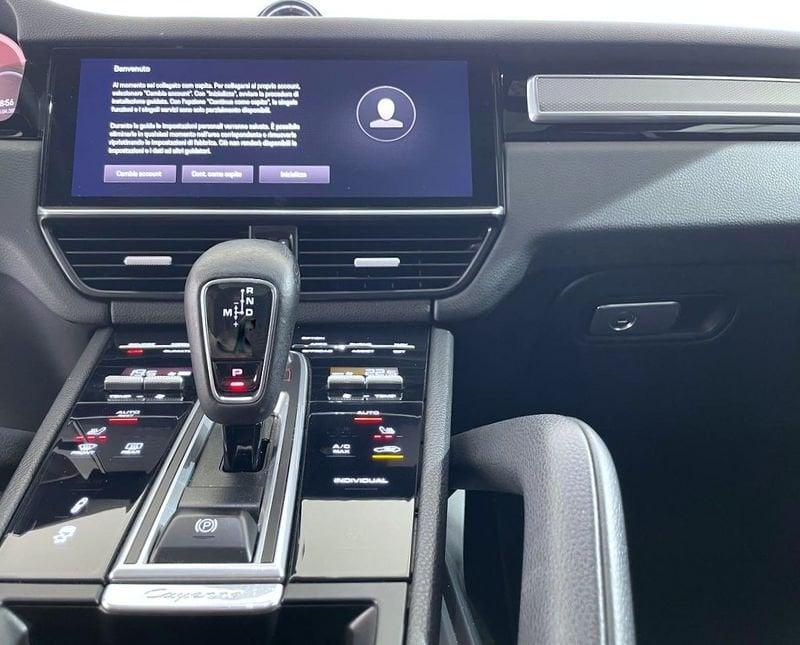 Porsche Cayenne Coupè 3.0 V6 E-Hybrid Platinum Edition