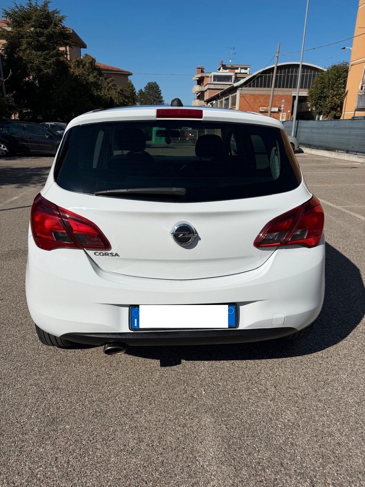 Opel Corsa 1.4 GPL - NEOPATENTATI - 12 MESI DI GARANZIA -
