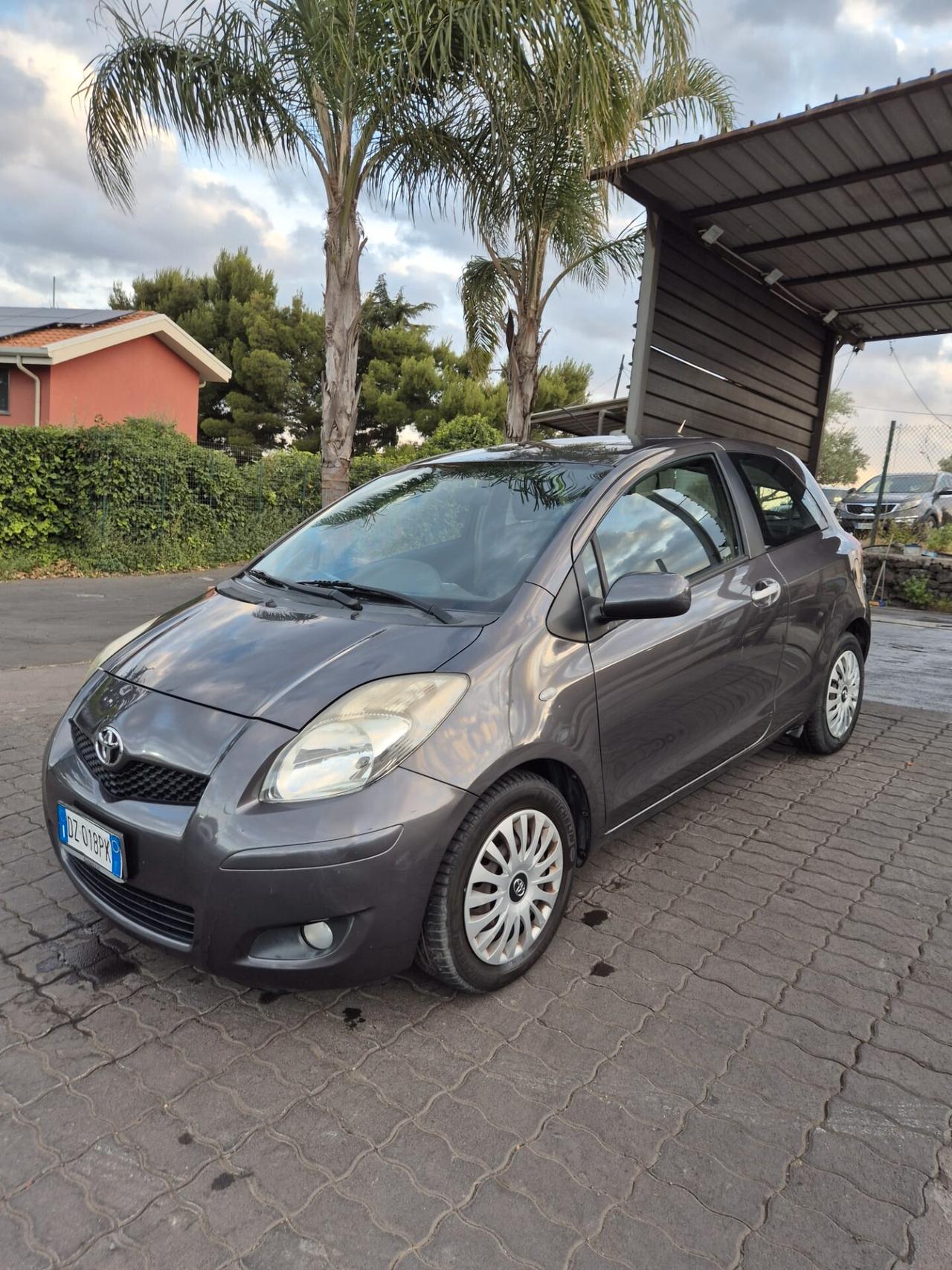 Toyota Yaris 1.4 D-4D DPF 3 porte M-MT Sol