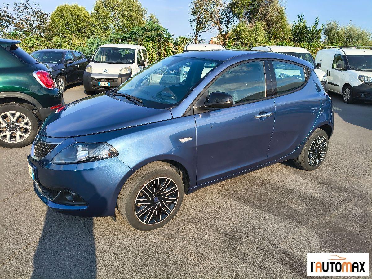 LANCIA - Ypsilon - 1.0 FireFly 5p. S&S Hybrid Oro