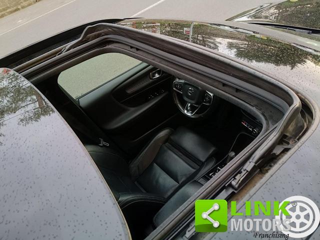 VOLVO XC40 D4 AWD Geartronic R-design