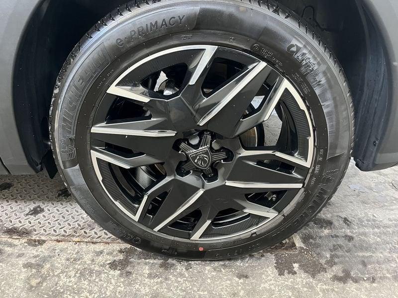 Peugeot 3008 3008 Hybrid 136 e-DCS6 GT TUA DA 359,00 EURO AL MESE