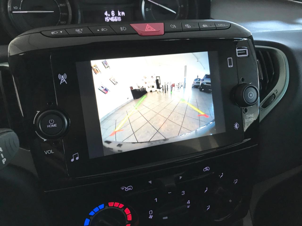 Lancia Ypsilon 1.0 FireFly 5 porte S&S Hybrid Platino