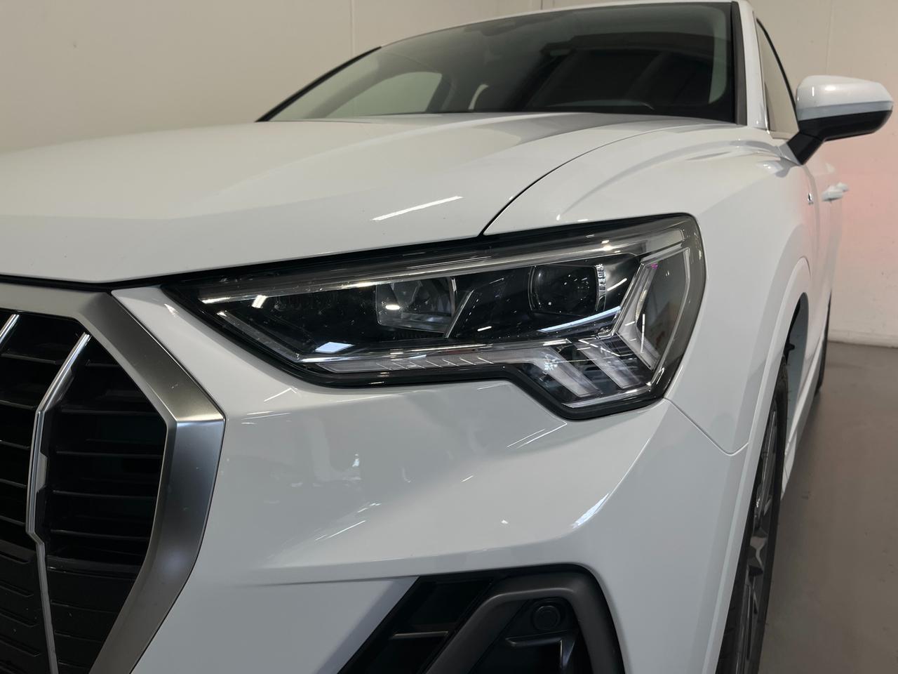 AUDI Q3 35 TDI S-TRONIC QUATTRO S-LINE EDITION