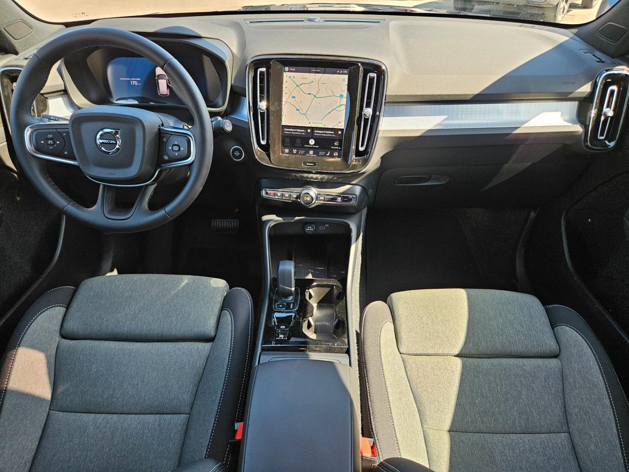 Volvo XC40 B3 Plus Black Edition auto