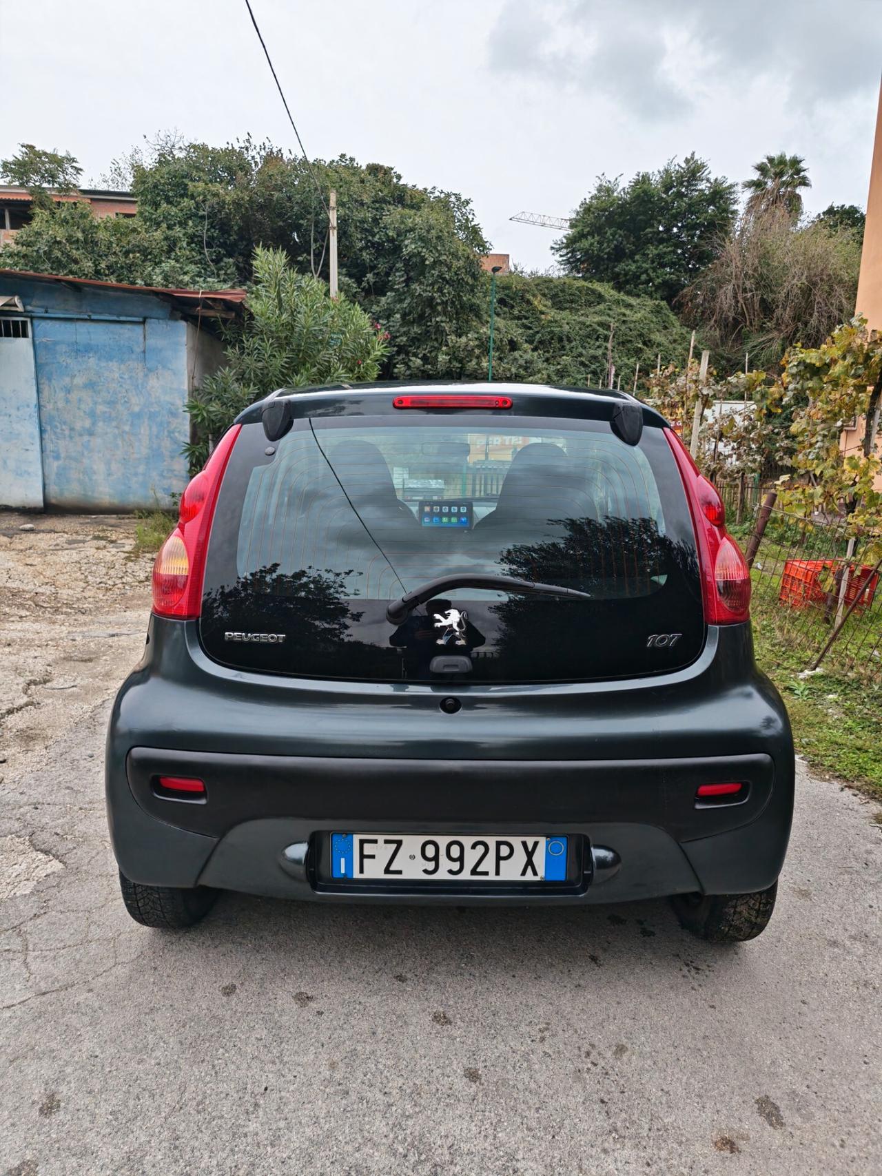 Peugeot 107 RESTYLING CON CARPLAY FUNZIONA TUTTO