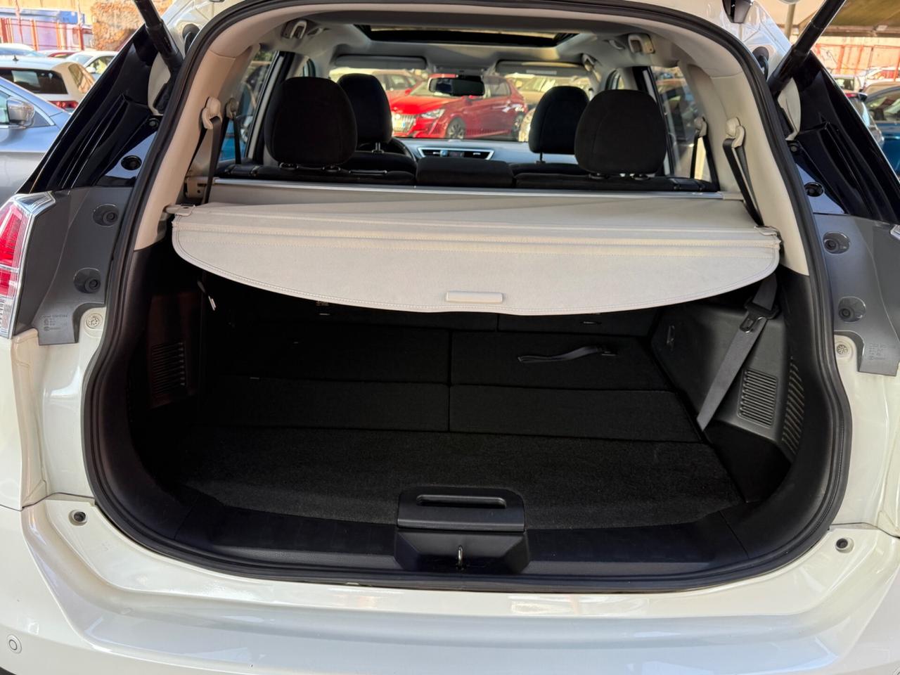 X-Trail 1.6 dCi 2WD Tekna-80 mila km -7 posti-rate