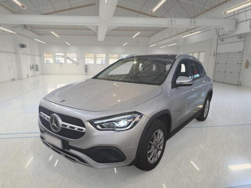 MERCEDES-BENZ GLA 200 D AUTOMATIC BUSINESS EXTRA CROSSOVER