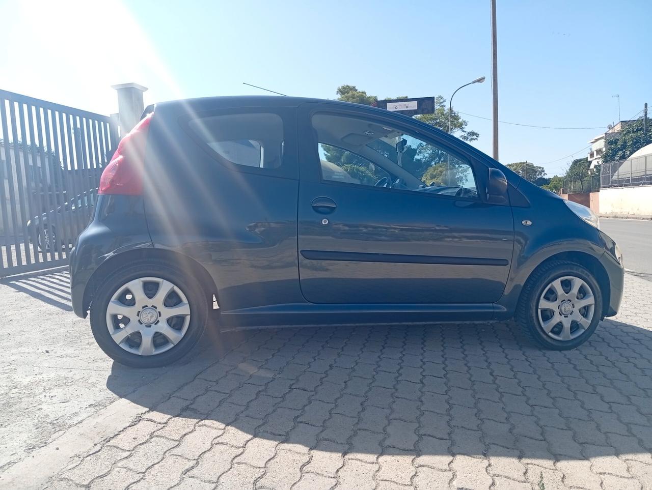 Peugeot 107 1.0 68CV 3p. Sweet Years