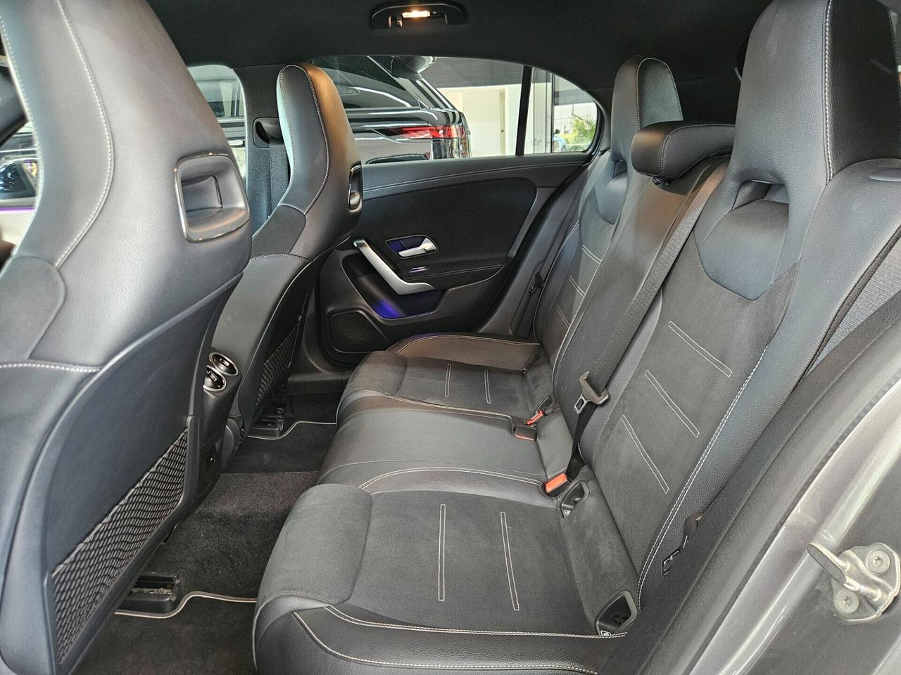 Mercedes-Benz A 180 d Premium auto