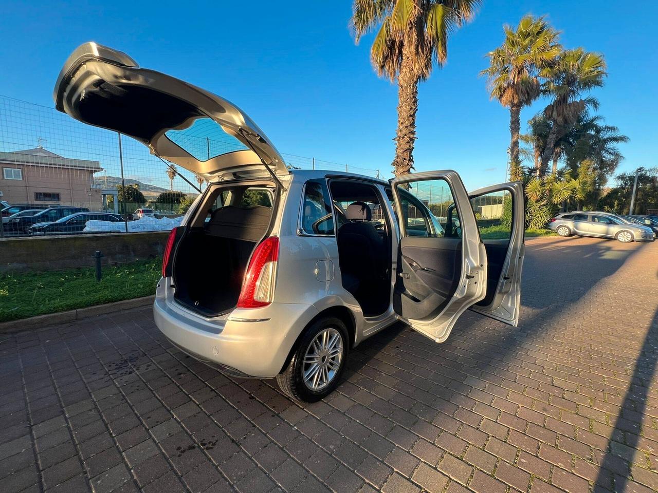 Lancia MUSA 1.3 Mjt 95 CV 5th Avenue