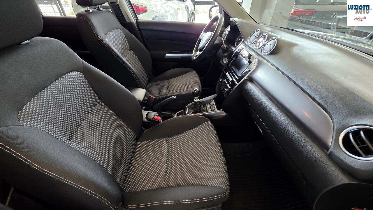 Suzuki Vitara 1.4 Hybrid Cool