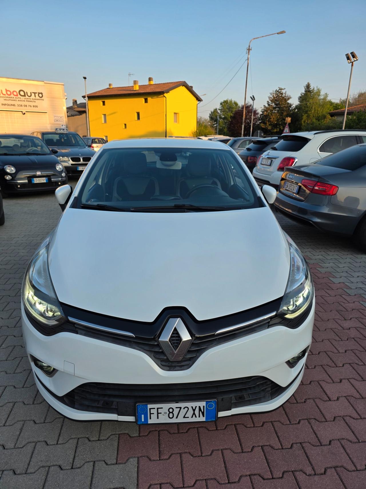 Renault Clio Sport perfetta e garantita 12 mesi