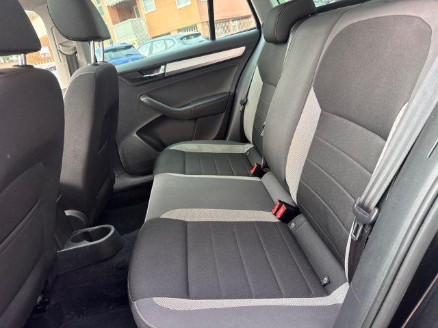 SKODA Rapid Spaceback 1.4 TDI 90 CV Design Edition