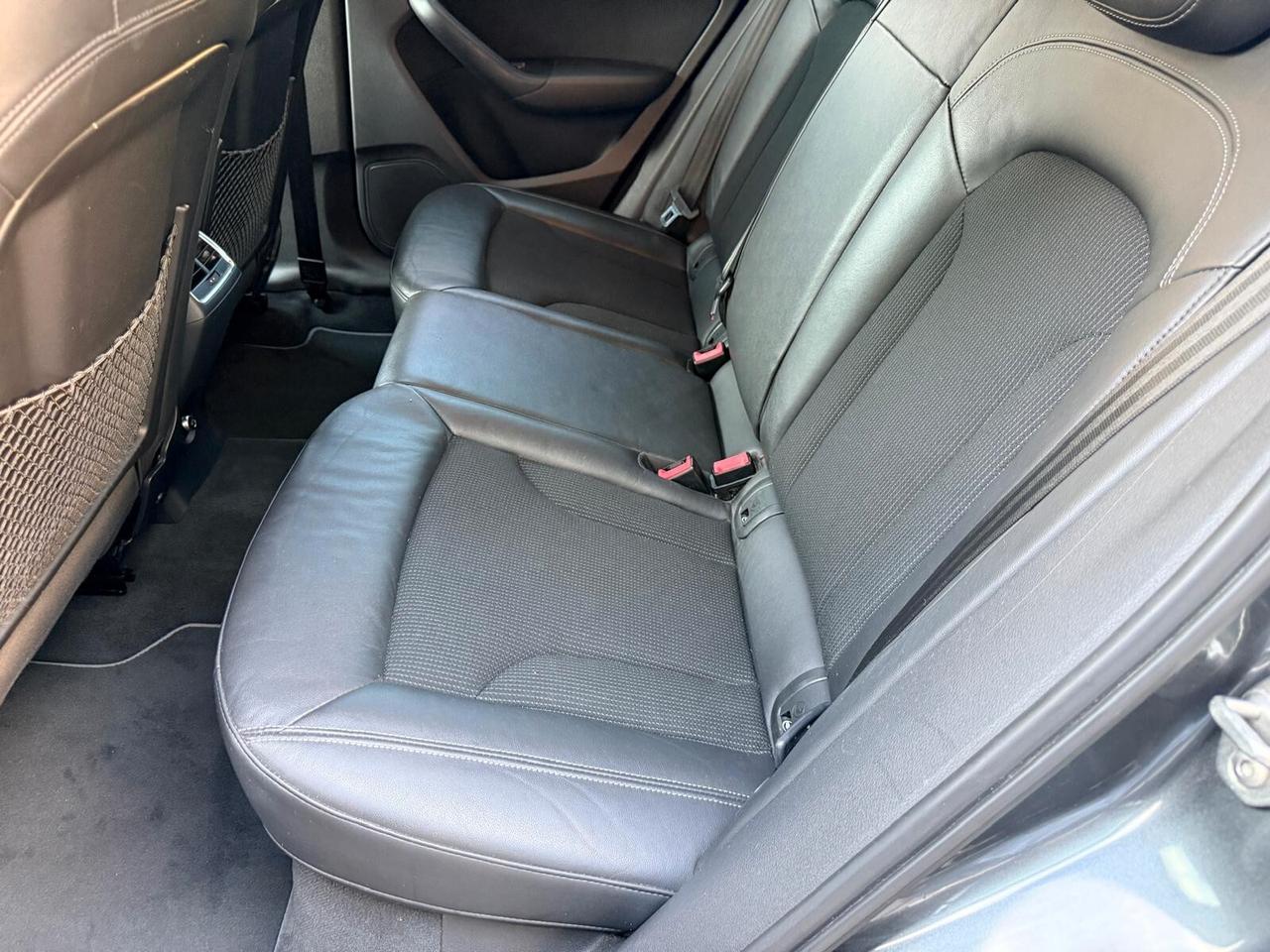 Audi Q3 2.0 TDI quattro S LINE