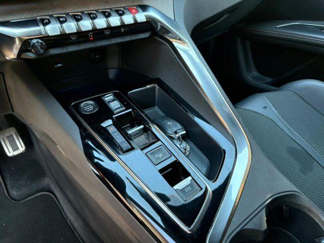 PEUGEOT 5008 BlueHDi 130 EAT8 GT