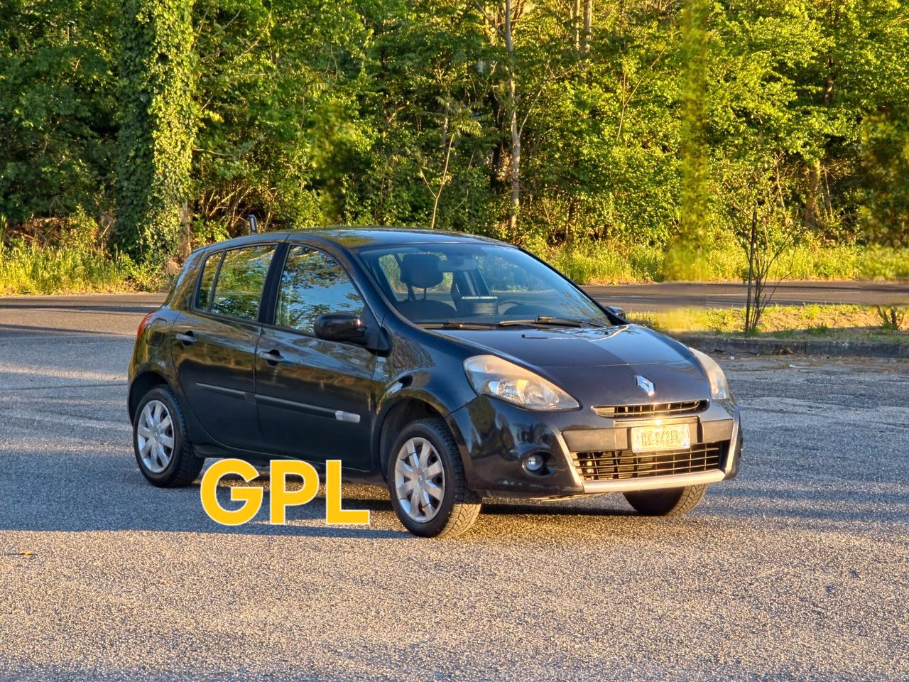 Renault Clio 1.2 16V 5 porte Luxe CV-75 2009-E4 Manuale GPL NEO