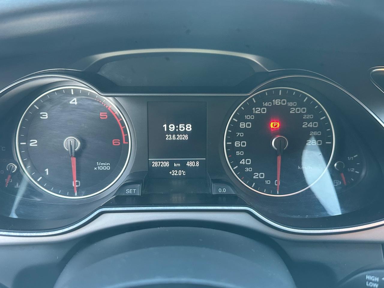 Audi A4 Avant 2.0 TDI 177CV mult. Advanced