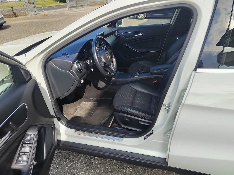 Mercedes-benz GLA 200 d Automatic Business