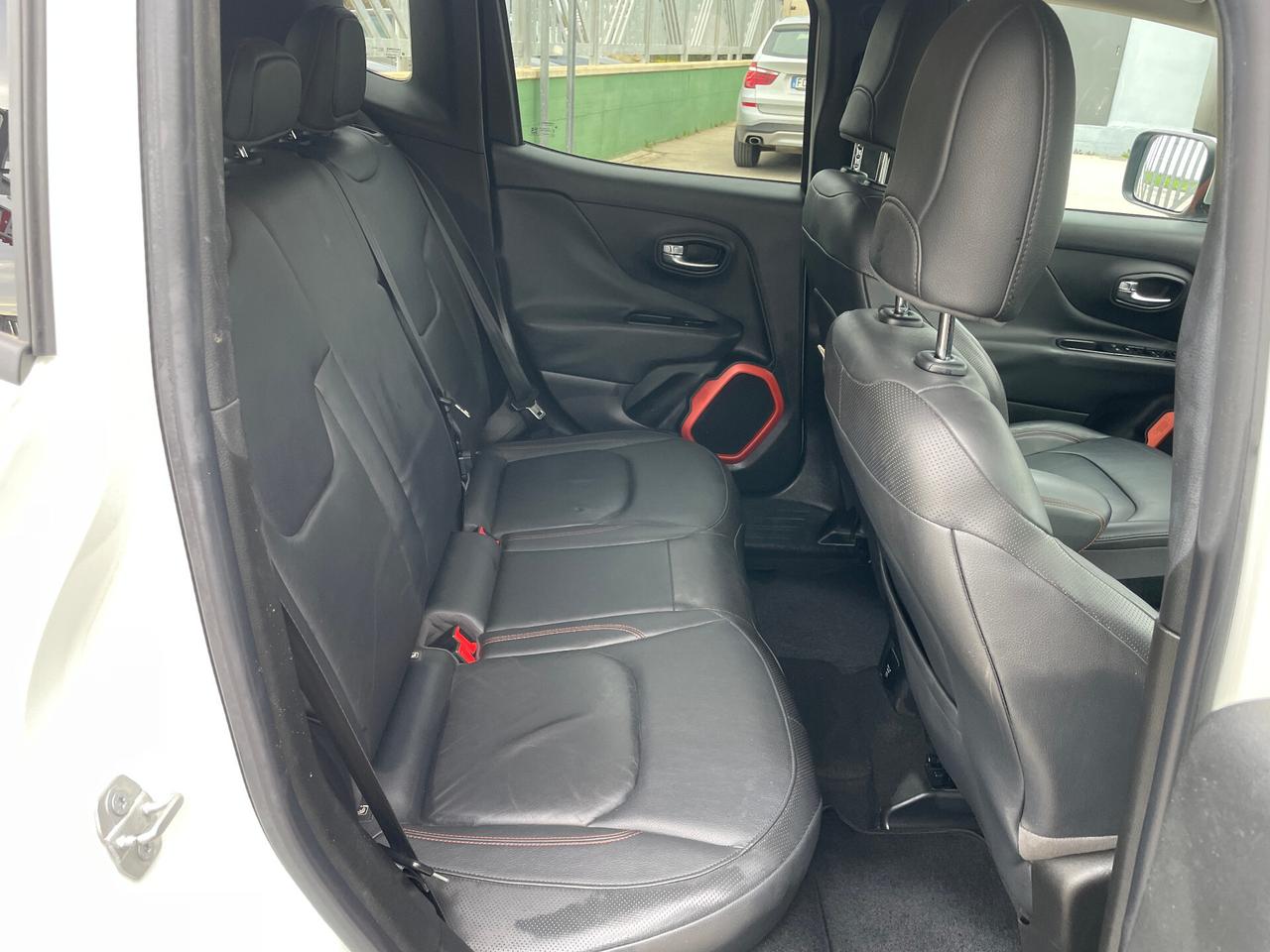 Jeep Renegade 2.0 Mjt 140CV 4WD Limited-NAVIGATORE-RETROCAMERA-PELLE