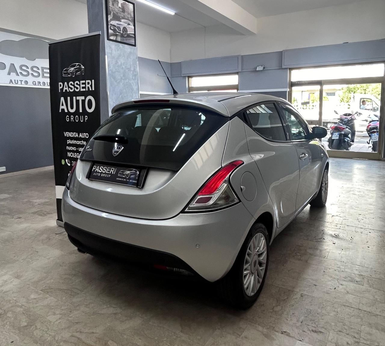 Lancia Ypsilon 1.3 MJT 16V 95 CV 5 porte S&S Gold