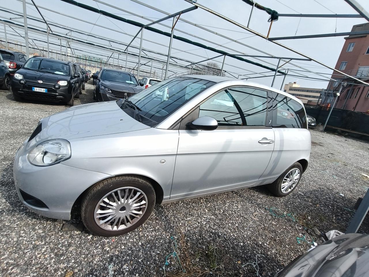 Lancia Ypsilon 1.2 Oro