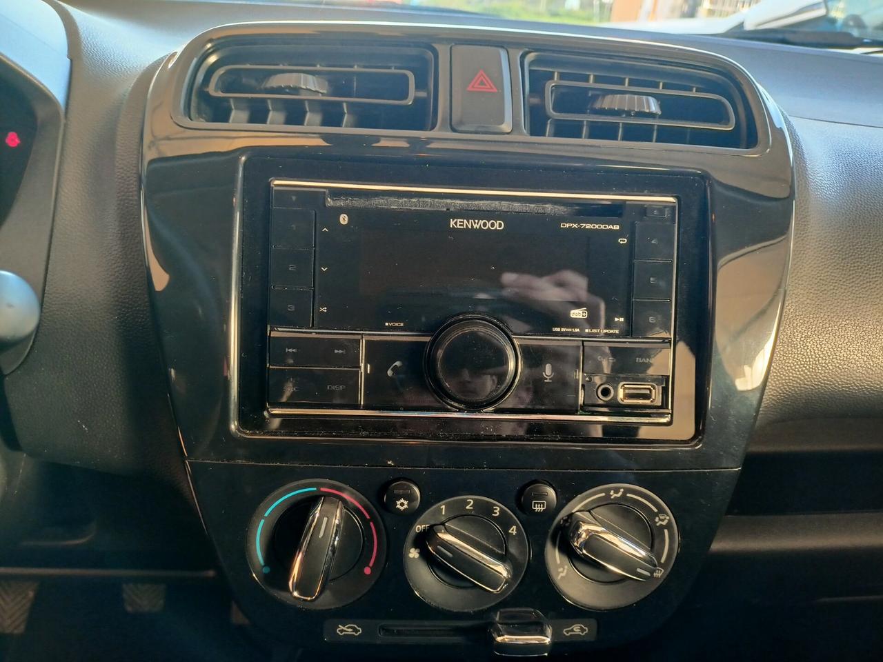 Mitsubishi Space Star Space Star 1.2 Invite Radio