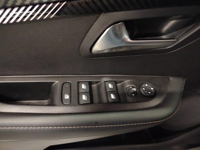 PEUGEOT 208 Hybrid 100 e-DCS6 Allure