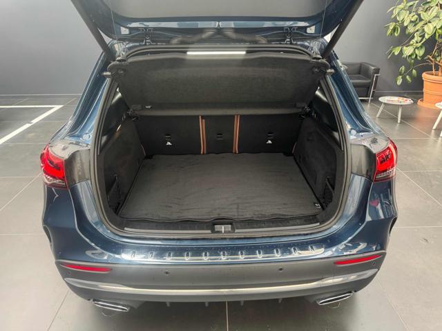 MERCEDES-BENZ GLA 200 d Automatic Premium