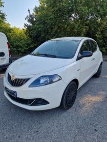 Lancia Ypsilon 1.0 hybrid - Garanzia 12 mesi