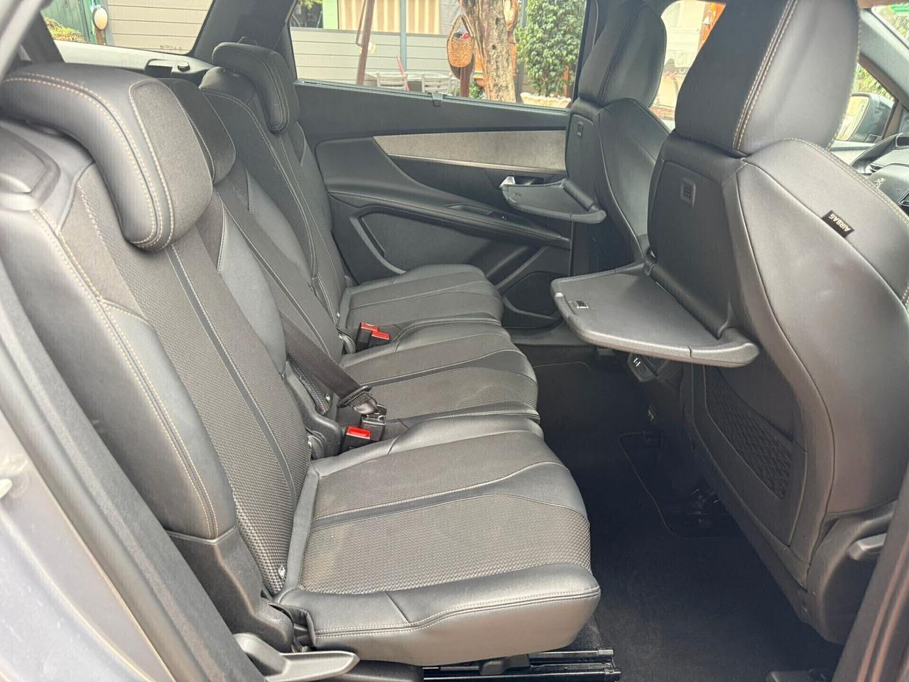 Peugeot 5008 BlueHDi 130 S&S EAT8 GT