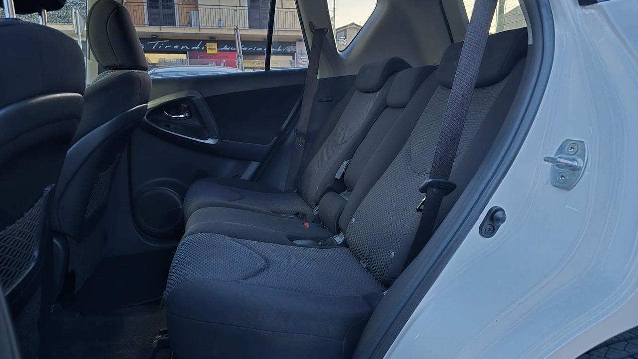 Toyota RAV 4 RAV4 2.2 D-4D 150 CV DPF