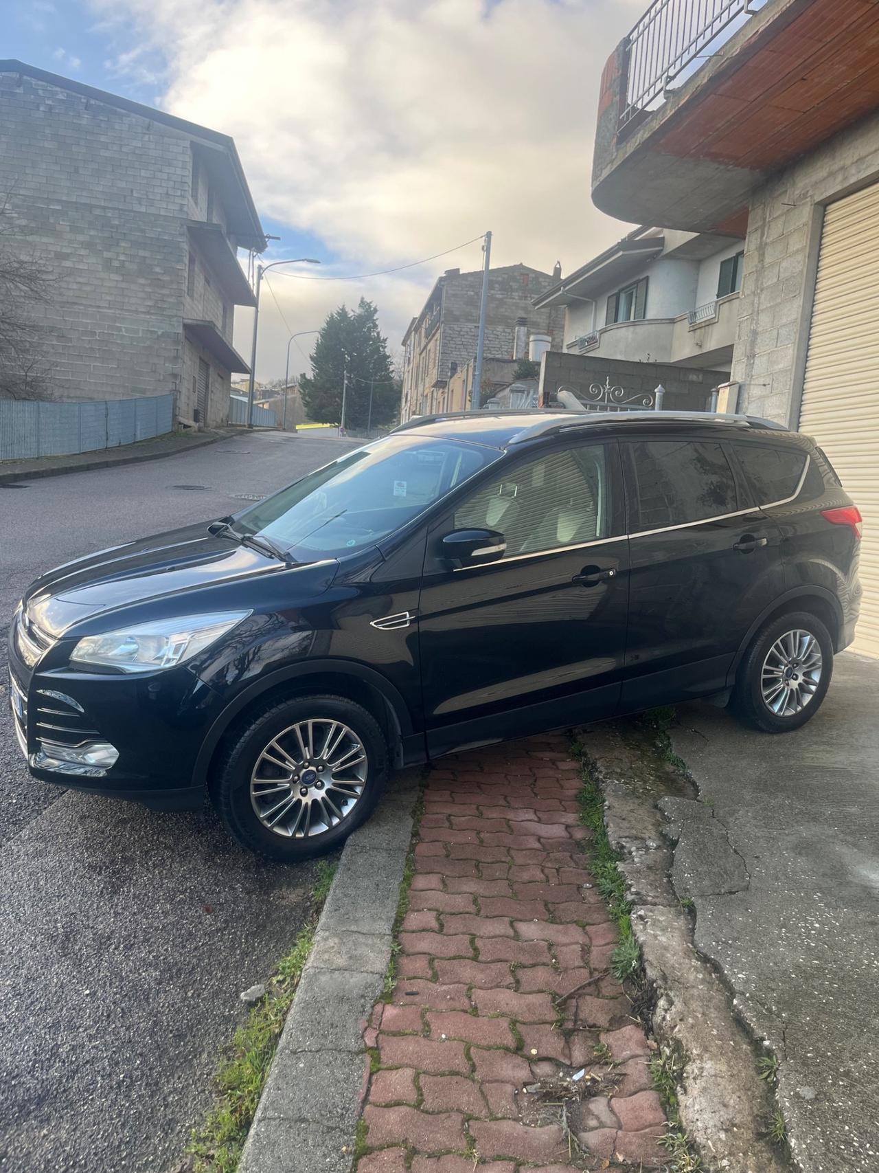 Ford Kuga 2.0 TDCI 163 CV 4WD Powershift Titanium X