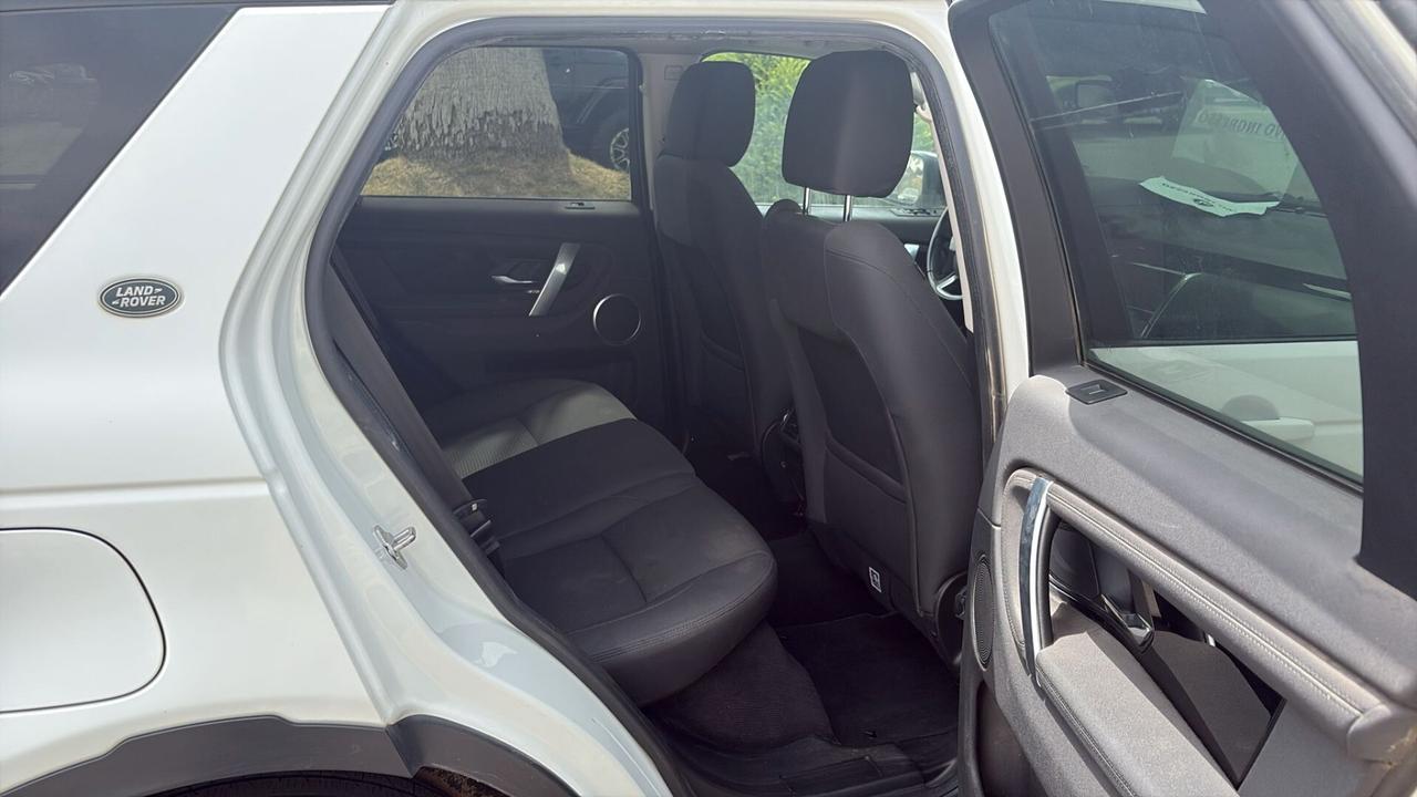 Land Rover Discovery Sport 2.0D I4-L.Flw 150 CV AWD Auto R-Dynamic HSE
