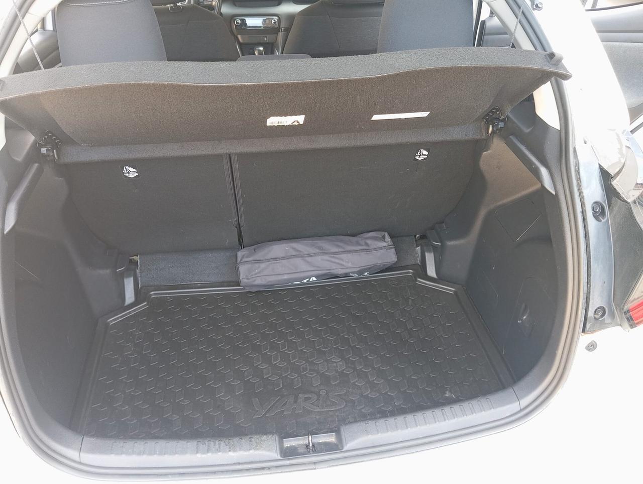 Toyota Yaris 1.5 Hybrid 5 porte Trend