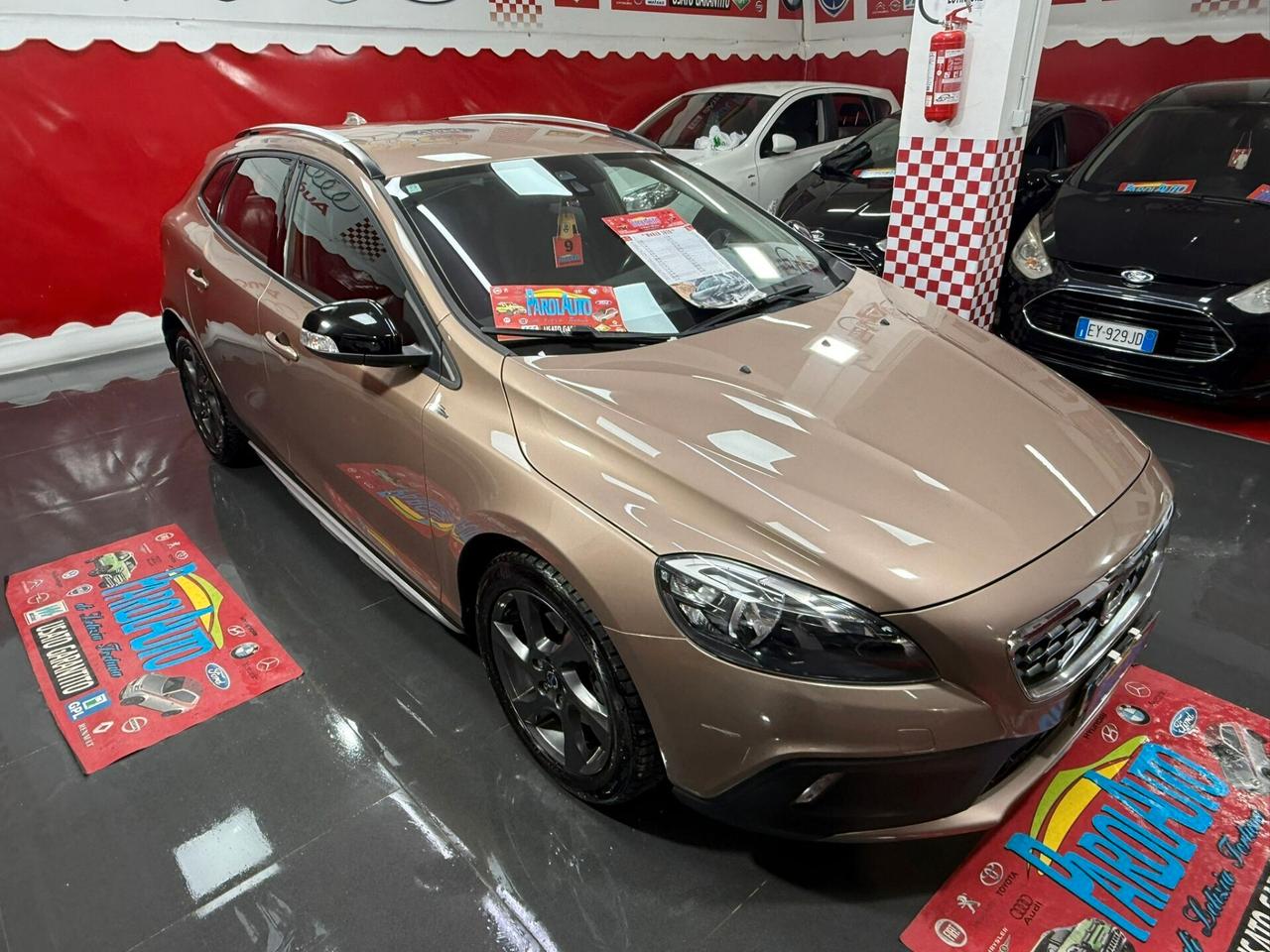 Volvo V40 Cross Country D2 1.6 114cv - 2014